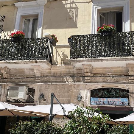 Palazzo Le Travi Bari Exterior foto
