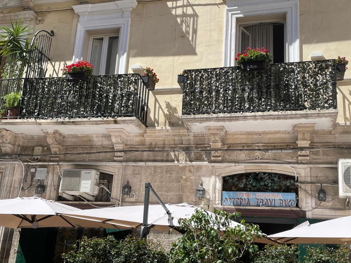 Palazzo Le Travi Bari Exterior foto